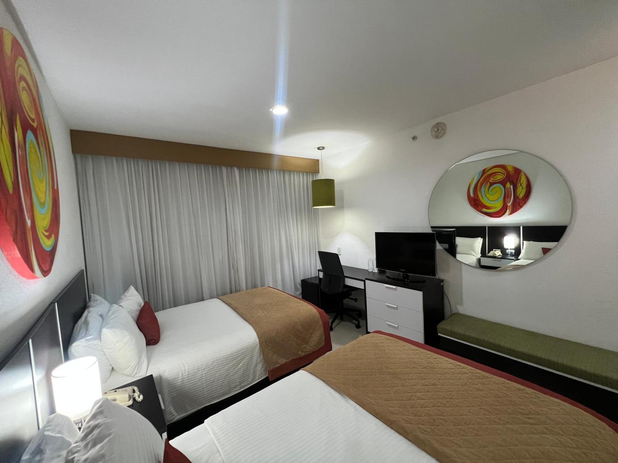 Hotel Mexico Plaza 4*